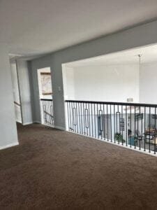 Metallic railing and balusters installation.