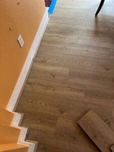 Laminate flooring enhancing the modern decor
